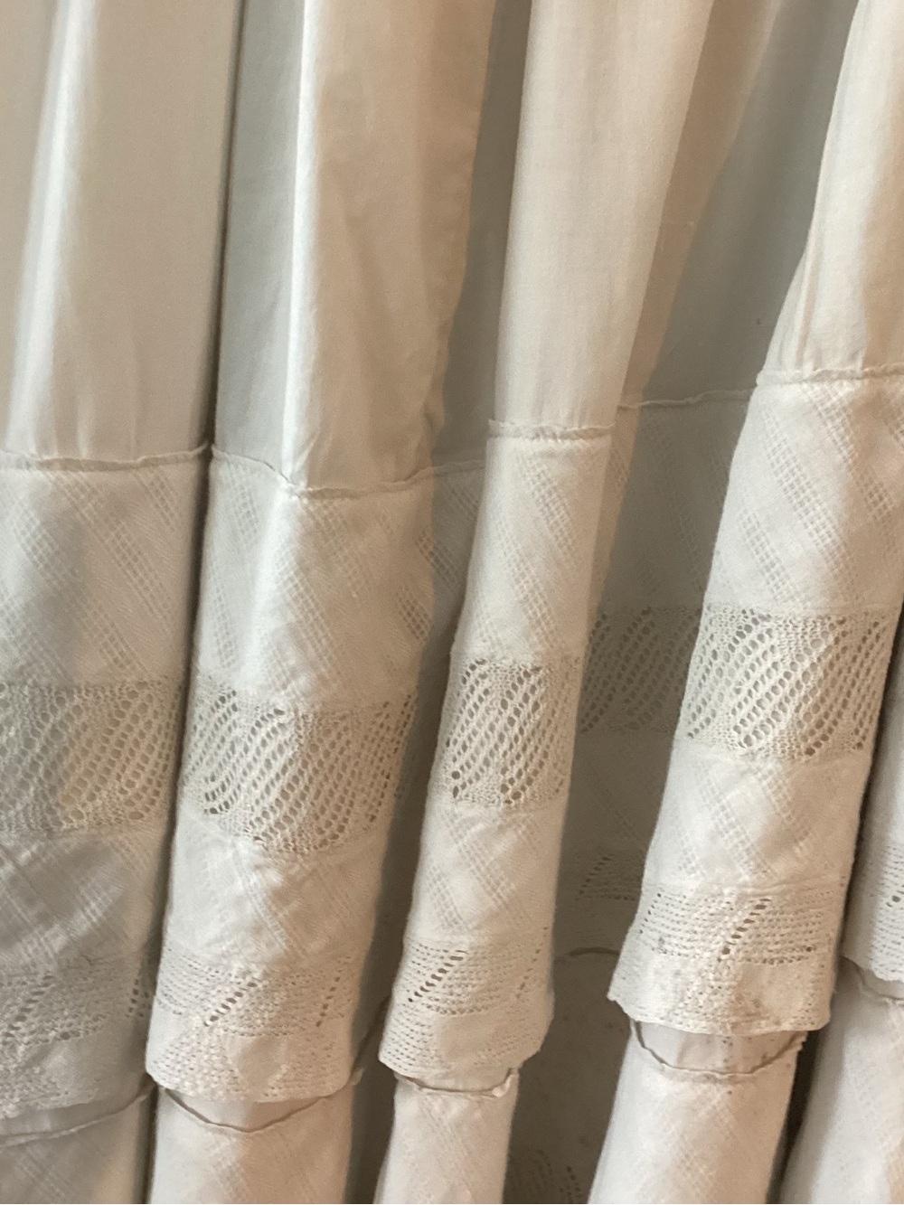 RARE, GENUINE ANTIQUE EDWARDIAN ERA SKIRT / PETTICOAT (Circa 1900–1910)